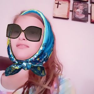 Meet your Posher, Vicky